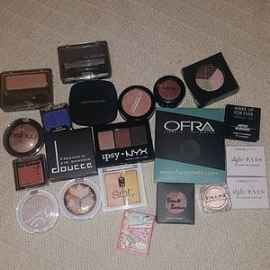 Eyeshadow bundle - 21 piece